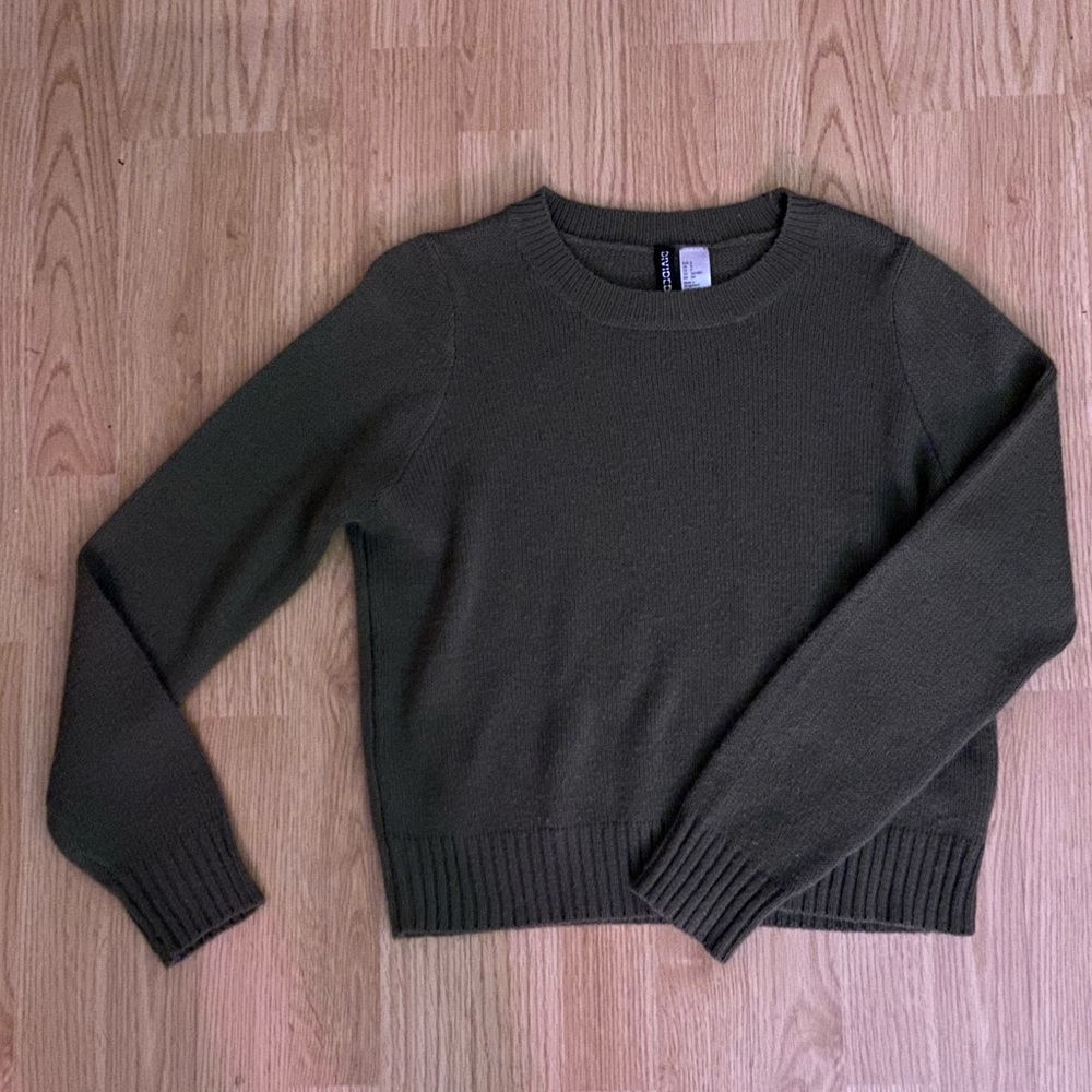 leaf green sweater